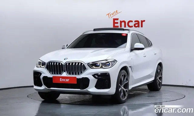 BMW X6, 2023, 60 125 км