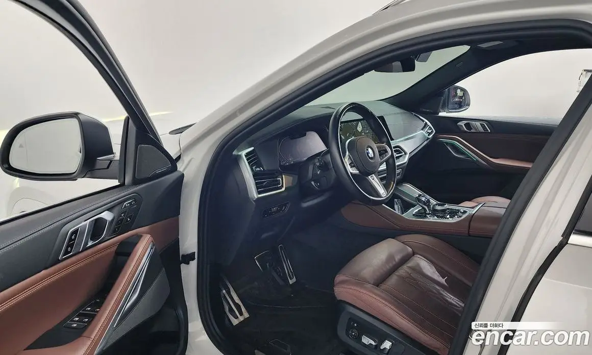 BMW X6 2023 3.0 автомат (гидро), фото 10