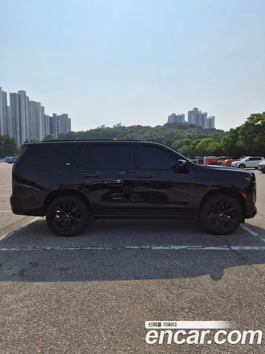 Cadillac Escalade 2022 6.2 автомат (гидро), фото 3 Cadillac Escalade 2022 6.2 автомат (гидро), фото 3