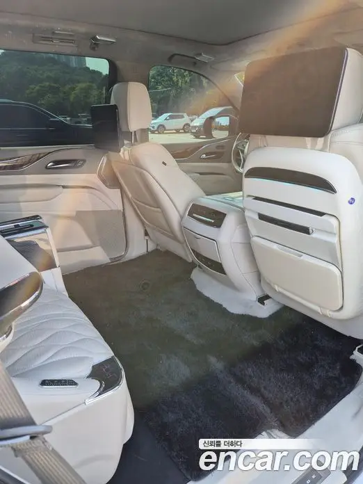 Cadillac Escalade 2022 6.2 автомат (гидро), миниатюра 5 Cadillac Escalade 2022 6.2 автомат (гидро), миниатюра 5