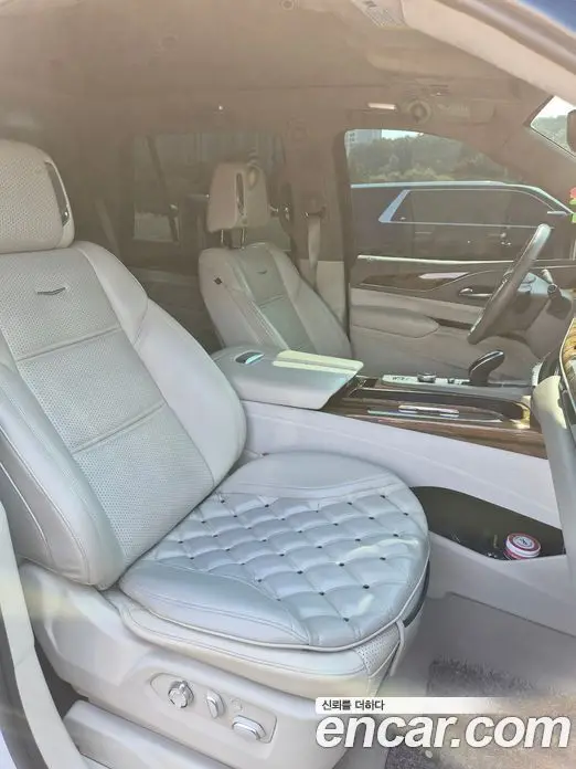 Cadillac Escalade 2022 6.2 автомат (гидро), миниатюра 10 Cadillac Escalade 2022 6.2 автомат (гидро), миниатюра 10