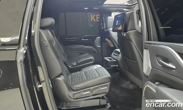 Cadillac Escalade 2023 6.2 автомат (гидро), миниатюра 9