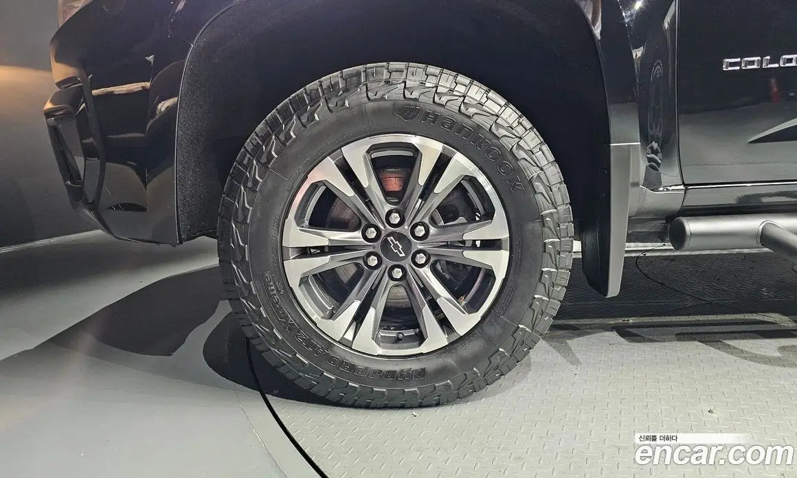 Chevrolet Colorado 2021 3.6 автомат (гидро), фото 5