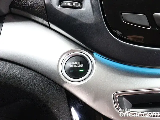 Chevrolet Orlando 2013 2.0 автомат (гидро), миниатюра 8