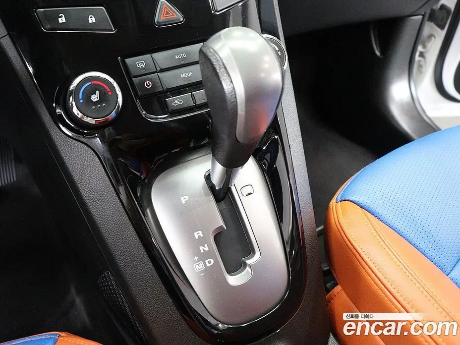 Chevrolet Orlando 2013 2.0 автомат (гидро), фото 9