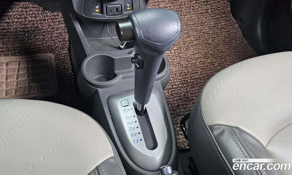 Chevrolet Spark 2013 1.0 автомат (гидро), фото 12