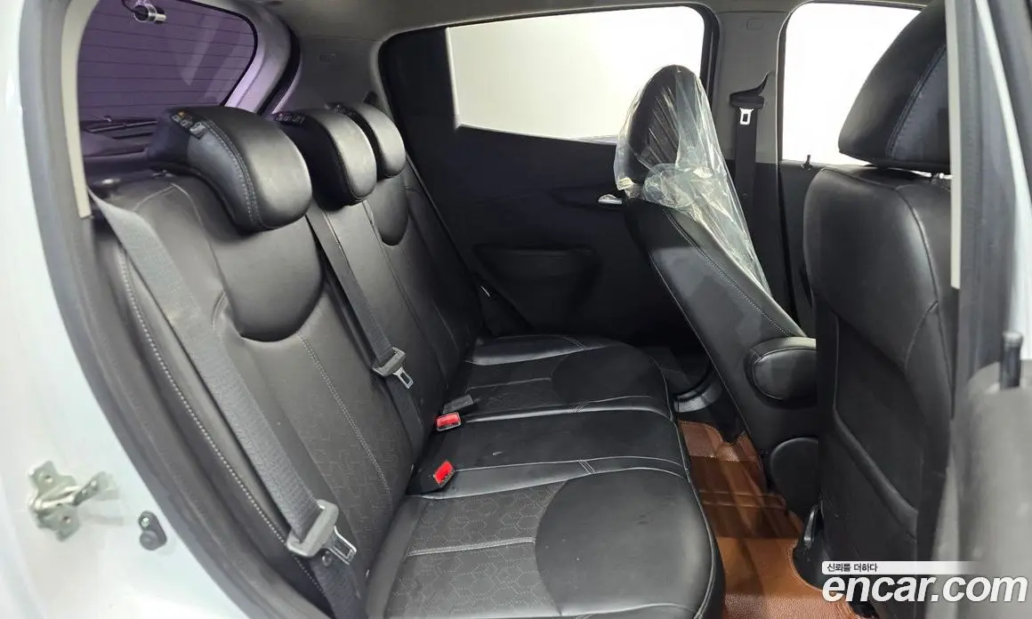 Chevrolet Spark 2016 1.0 автомат (гидро), фото 17