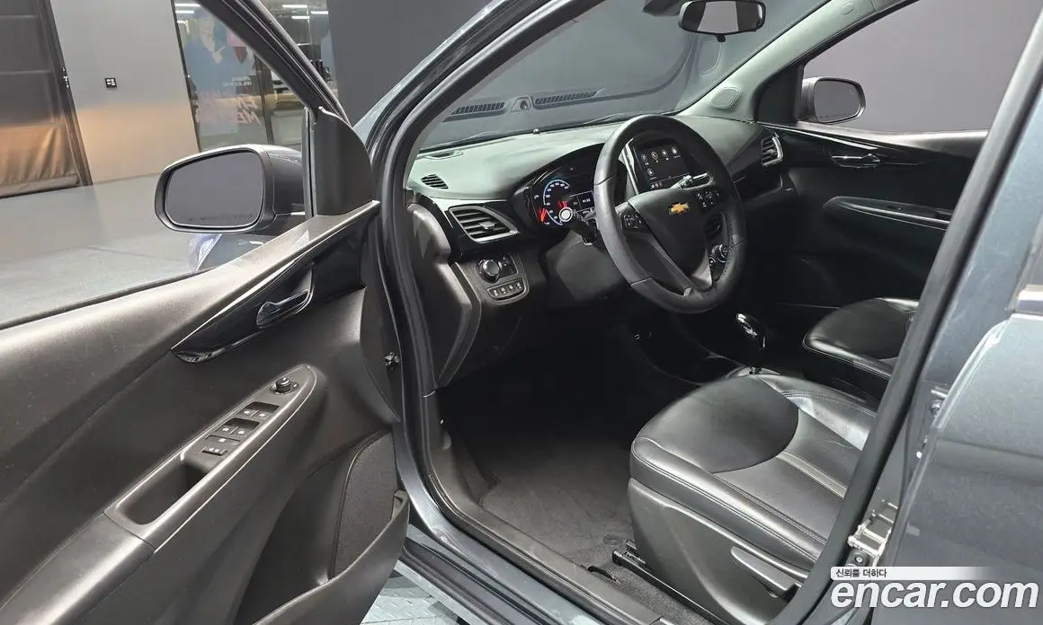 Chevrolet Spark 2018 1.0 автомат (гидро), фото 13