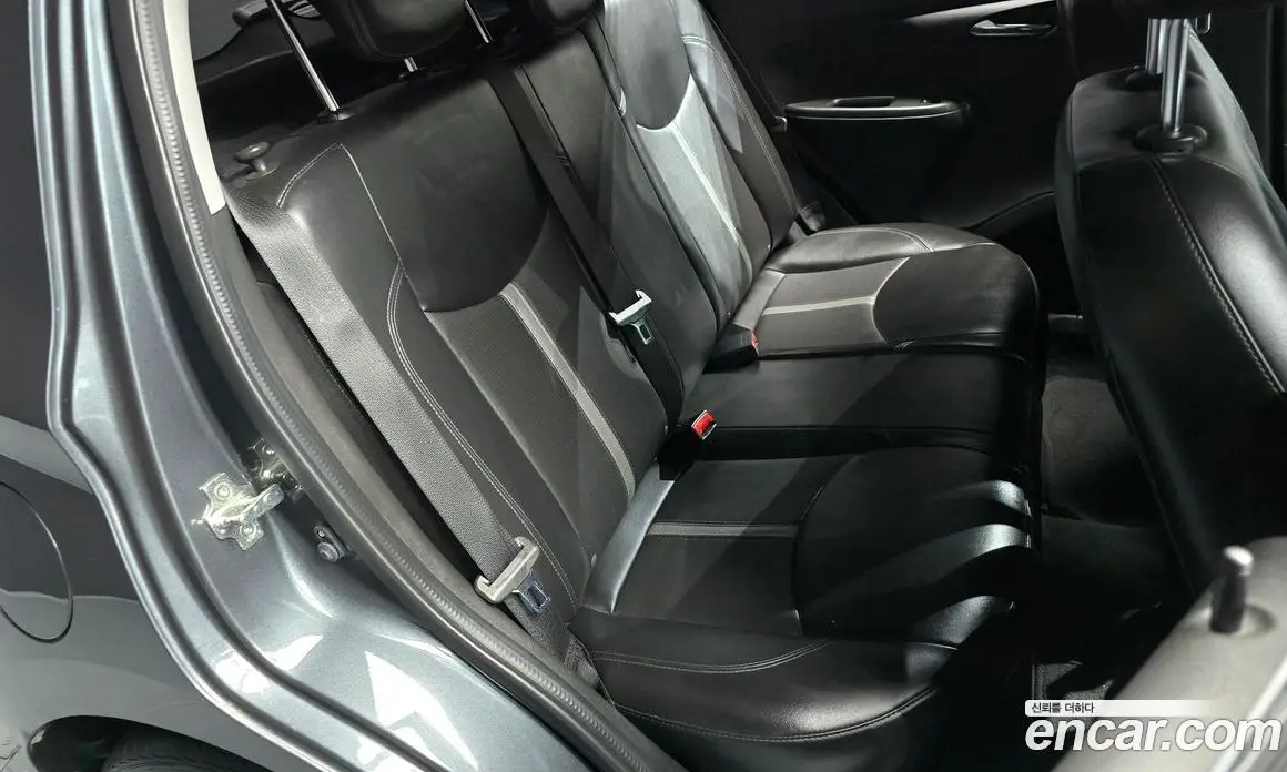 Chevrolet Spark 2018 1.0 автомат (гидро), фото 17