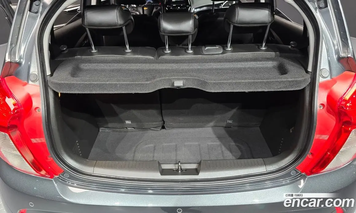 Chevrolet Spark 2018 1.0 автомат (гидро), фото 32