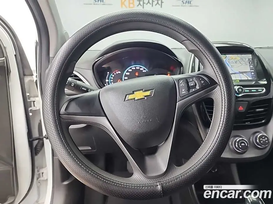 Chevrolet Spark 2018 1.0 автомат (гидро), фото 9