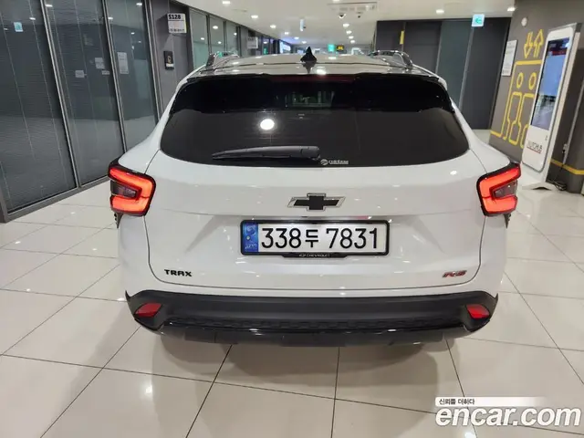 Chevrolet Trax 2023 1.2 автомат (гидро), миниатюра 4