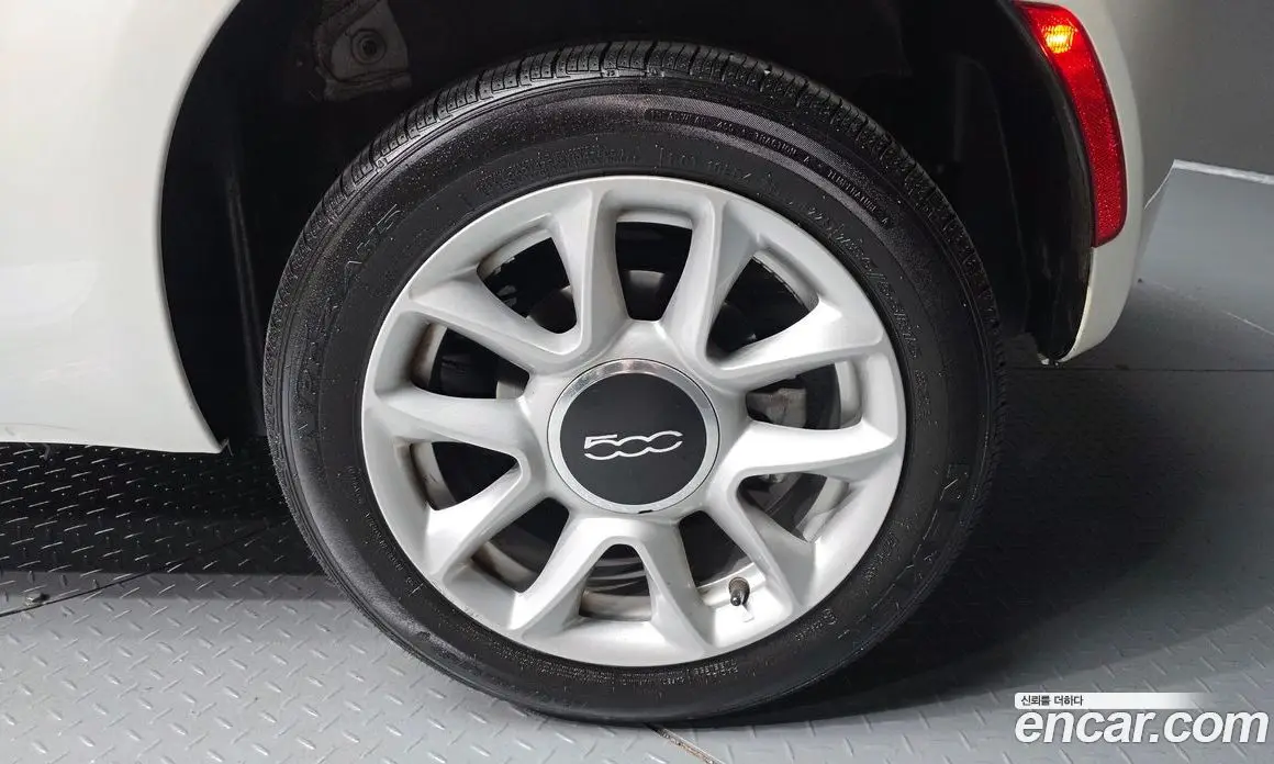 Fiat 500 2017 1.4 автомат (гидро), фото 5 Fiat 500 2017 1.4 автомат (гидро), фото 5