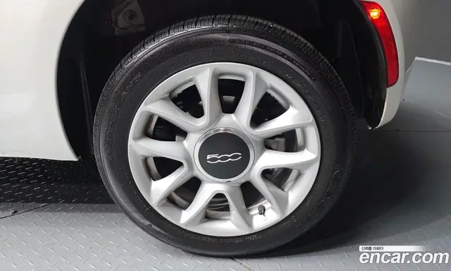 Fiat 500 2017 1.4 автомат (гидро), миниатюра 5 Fiat 500 2017 1.4 автомат (гидро), миниатюра 5