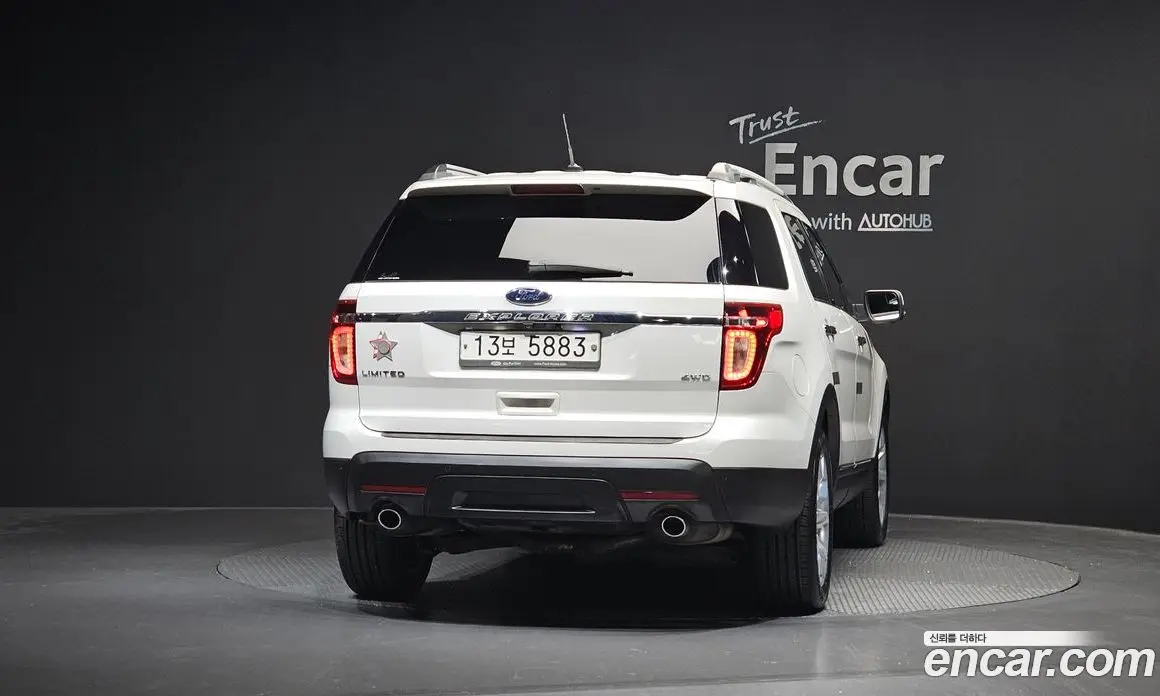 Ford Explorer 2014 3.5 автомат (гидро), фото 4