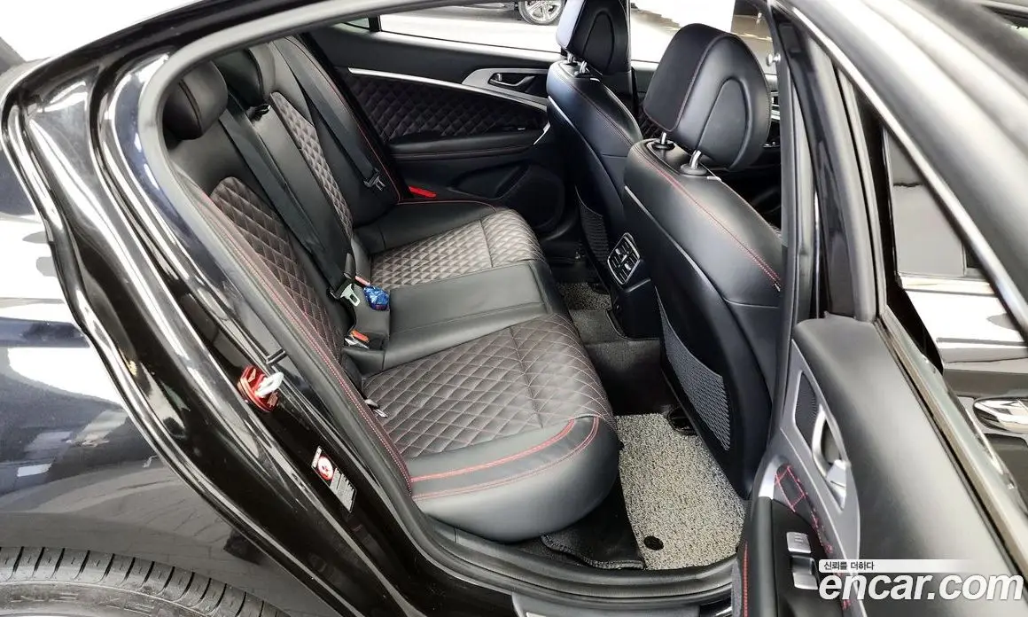 Genesis G70 2018 2.0 автомат (гидро), фото 12