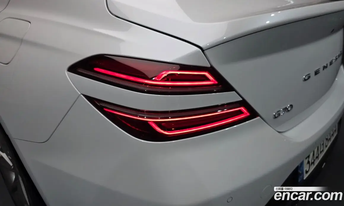 Genesis G70 2021 2.0 автомат (гидро), фото 8