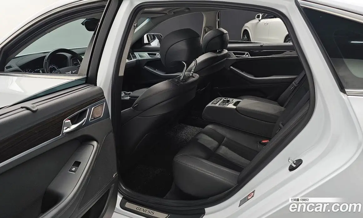 Genesis G80 2018 3.3 автомат (гидро), фото 17