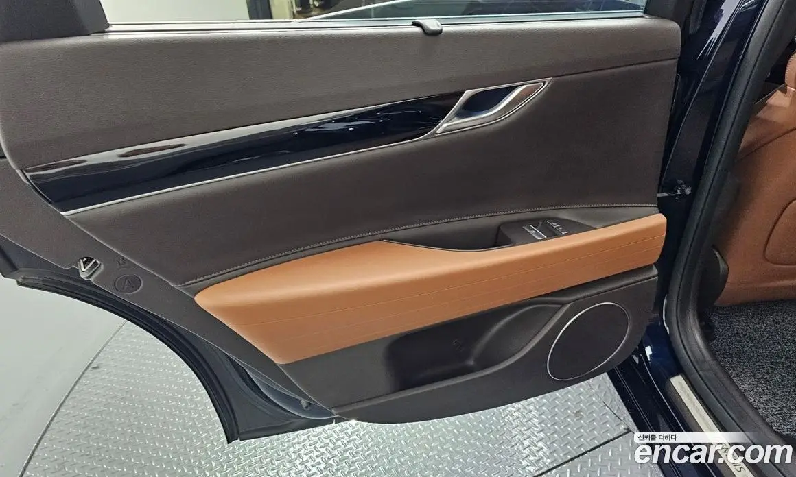 Genesis G80 2023 2.5 автомат (гидро), фото 15