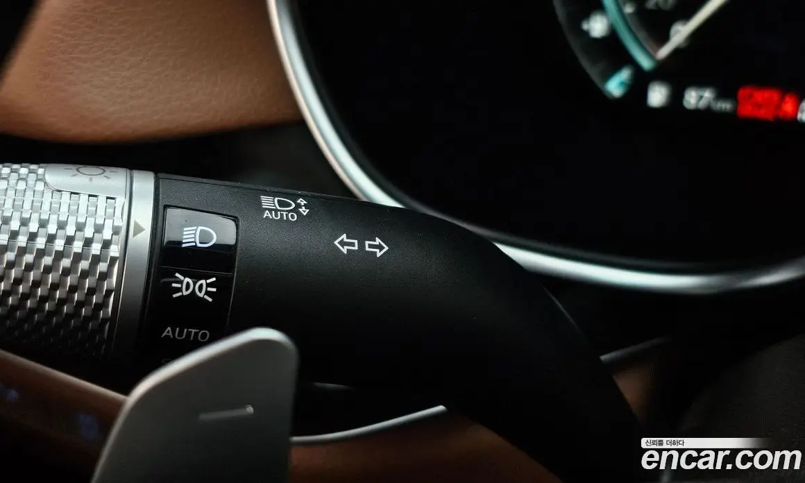 Genesis G80 2023 2.5 автомат (гидро), фото 32