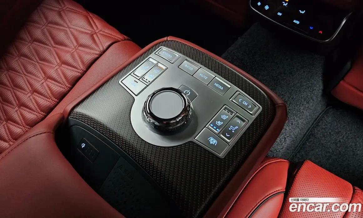 Genesis G80 2024 2.5 автомат (гидро), фото 32