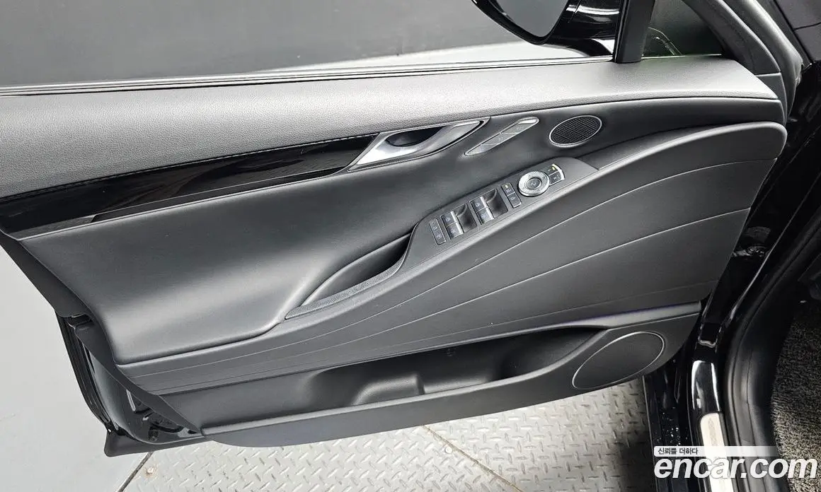 Genesis G80 2024 2.5 автомат (гидро), фото 13