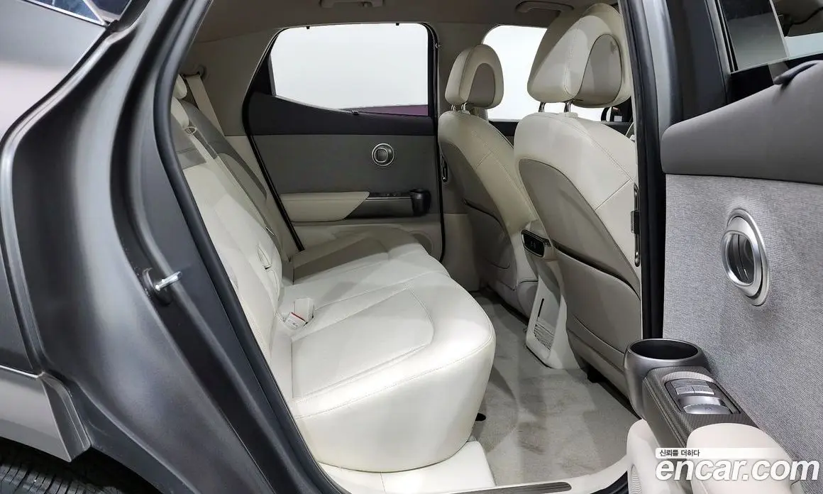 Genesis GV60 2022 0.1 автомат (гидро), фото 12
