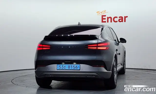 Genesis GV60 2022 0.1 автомат (гидро), миниатюра 4