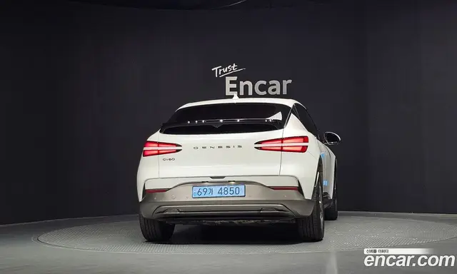 Genesis GV60 2022 0.1 автомат (гидро), миниатюра 4