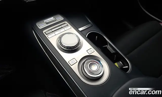 Genesis GV70 2021 2.5 автомат (гидро), миниатюра 12