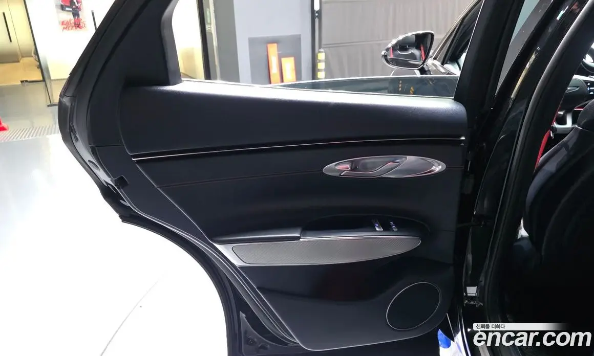 Genesis GV70 2021 2.5 автомат (гидро), фото 15