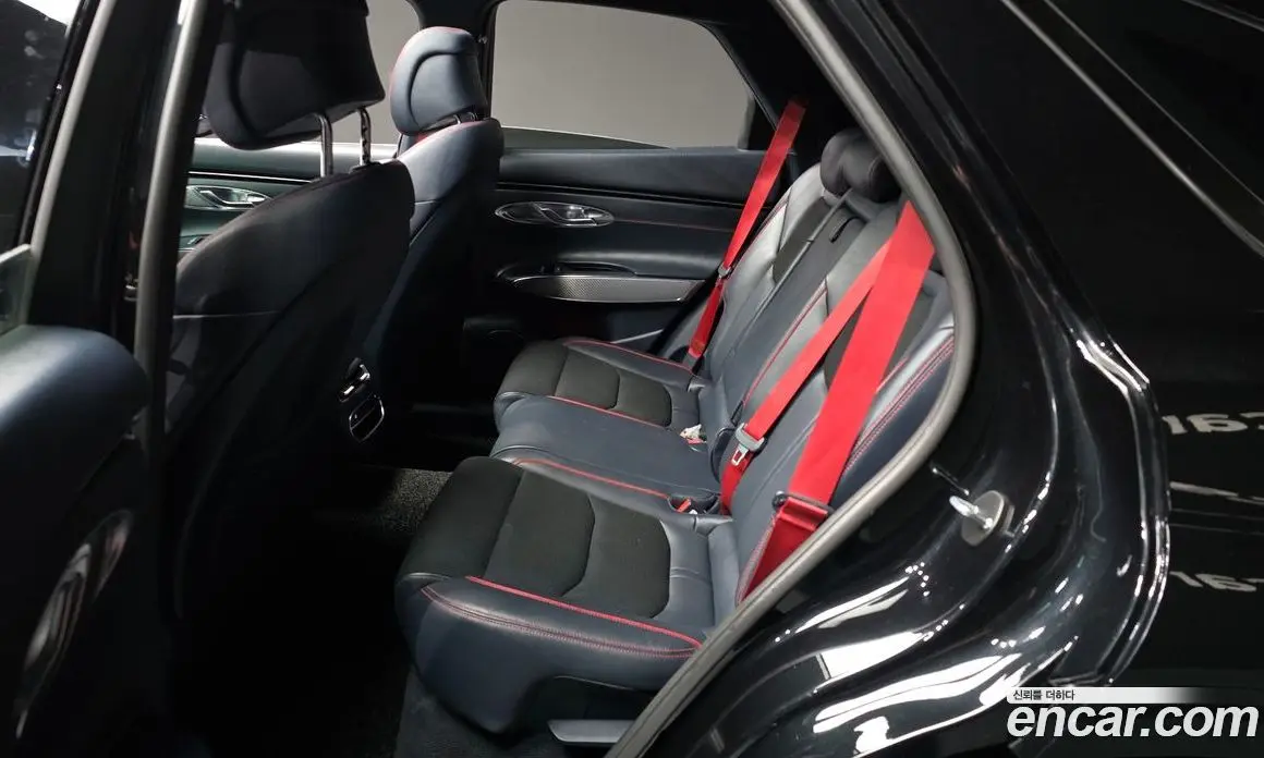 Genesis GV70 2021 2.5 автомат (гидро), фото 16
