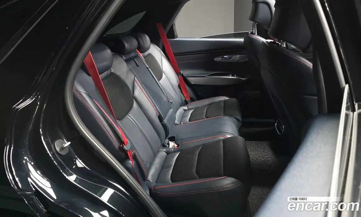 Genesis GV70 2021 2.5 автомат (гидро), фото 18