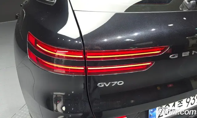 Genesis GV70 2021 2.5 автомат (гидро), миниатюра 9