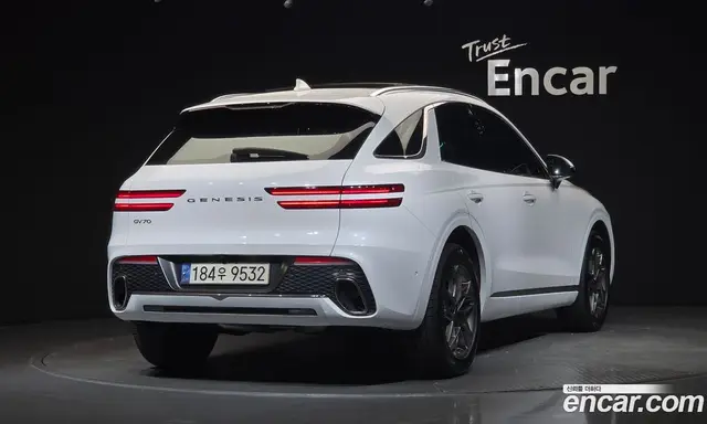 Genesis GV70 2021 2.5 автомат (гидро), миниатюра 2