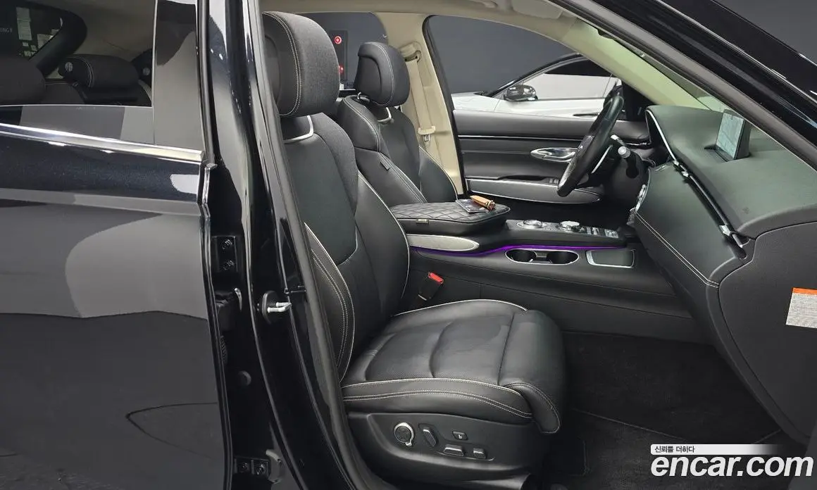 Genesis GV70 2022 0.1 автомат (гидро), фото 10