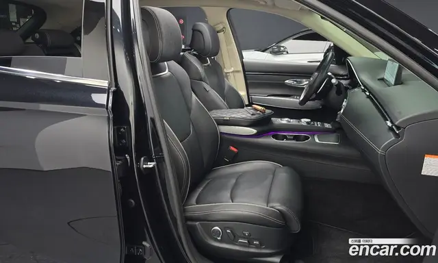 Genesis GV70 2022 0.1 автомат (гидро), миниатюра 10