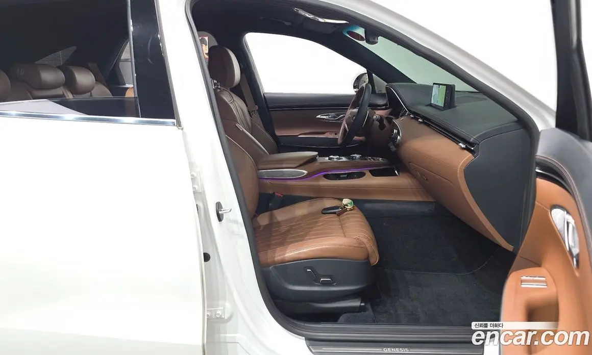 Genesis GV70 2022 2.5 автомат (гидро), фото 16
