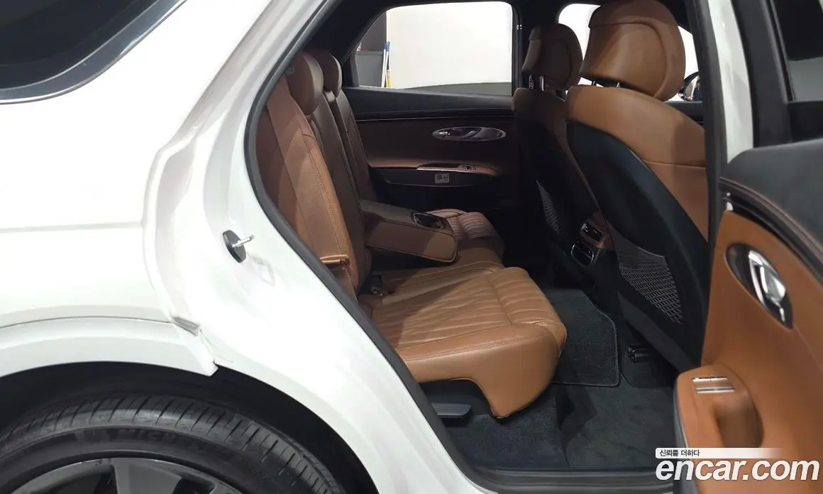 Genesis GV70 2022 2.5 автомат (гидро), фото 17