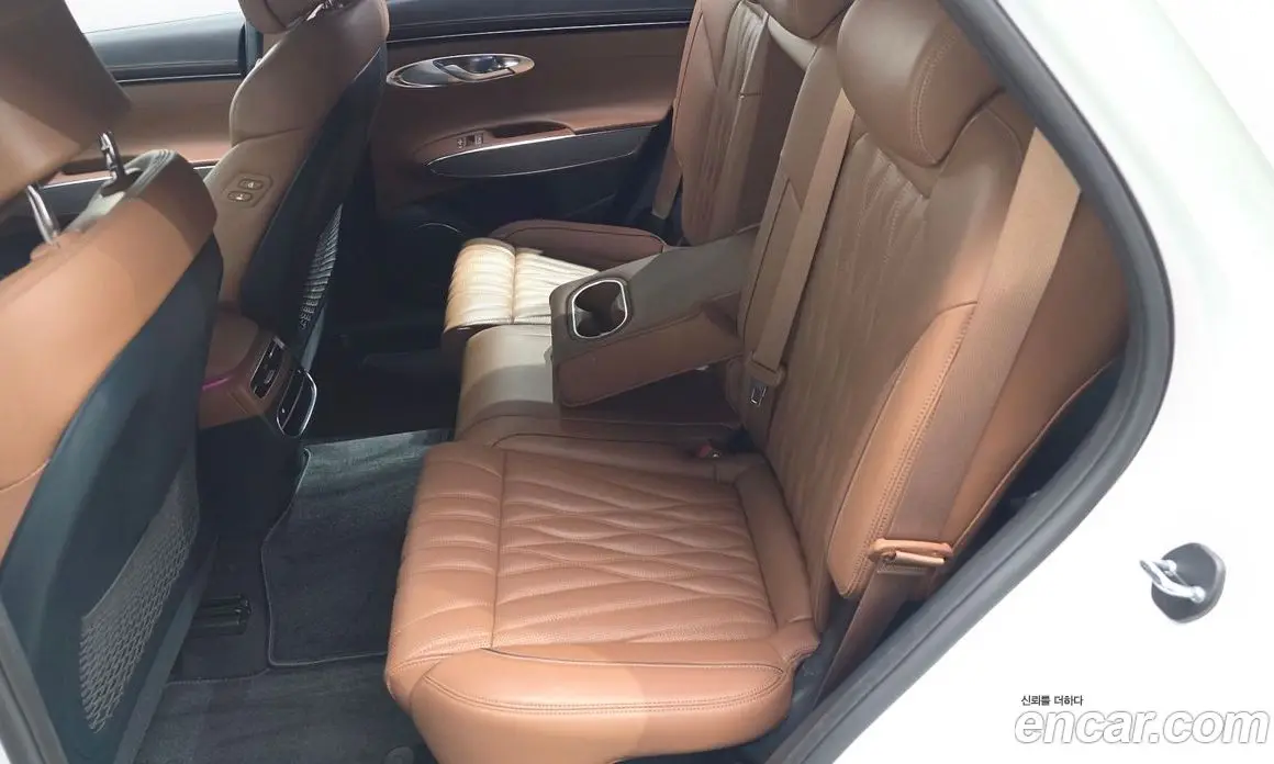 Genesis GV70 2022 2.5 автомат (гидро), фото 18