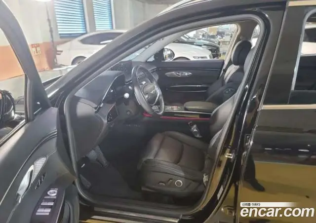 Genesis GV70 2023 2.5 автомат (гидро), миниатюра 4