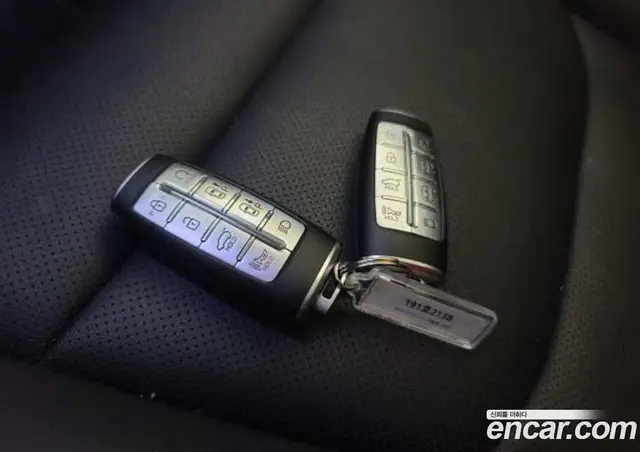 Genesis GV70 2023 2.5 автомат (гидро), миниатюра 8