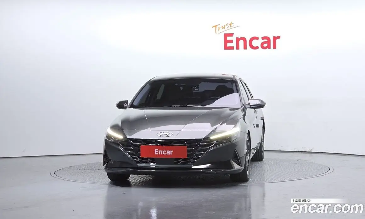 Hyundai Avante 2021 1.6 автомат (гидро), фото 3