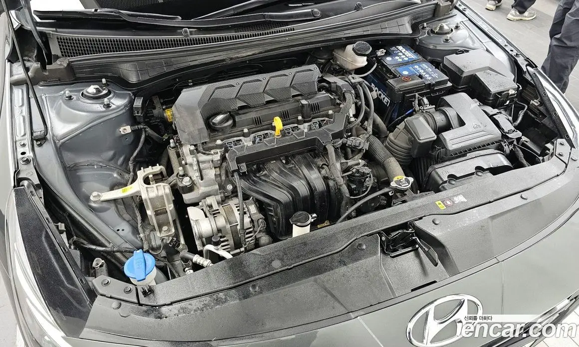 Hyundai Avante 2021 1.6 автомат (гидро), фото 6