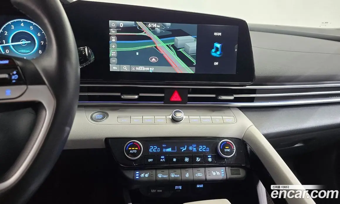 Hyundai Avante 2022 1.6 автомат (гидро), фото 18