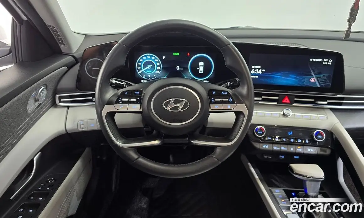 Hyundai Avante 2022 1.6 автомат (гидро), фото 19