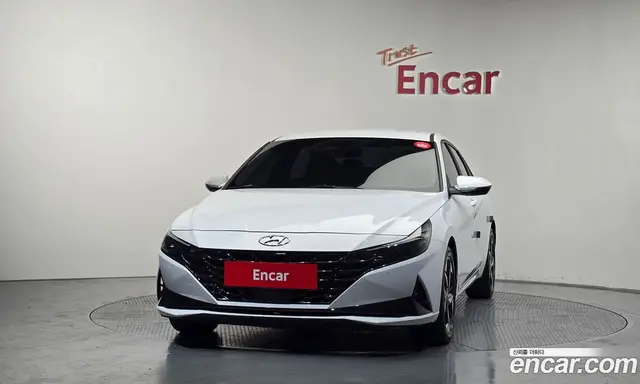Hyundai Avante 2022 1.6 автомат (гидро), миниатюра 3