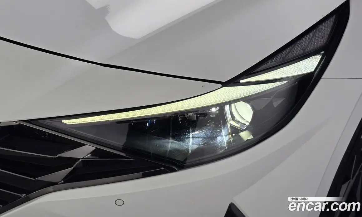 Hyundai Avante 2022 1.6 автомат (гидро), фото 8