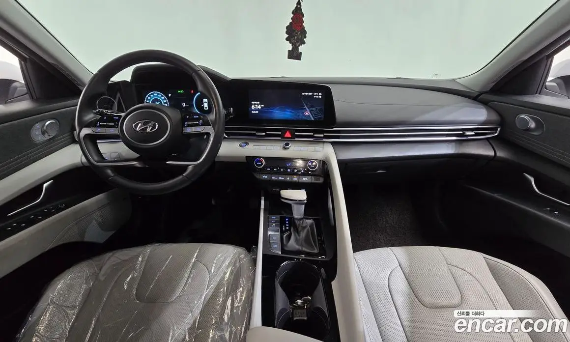 Hyundai Avante 2022 1.6 автомат (гидро), фото 10