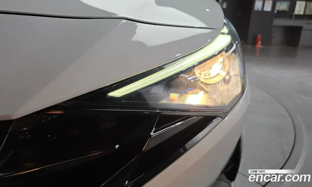 Hyundai Avante 2023 1.6 автомат (гидро), миниатюра 8